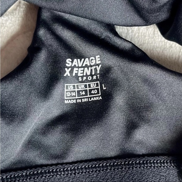 Savage X Fenty Fast Lane Sports Bra Sz L Sweetheart Neckline Oil Slick Blue NWT - Picture 6 of 9